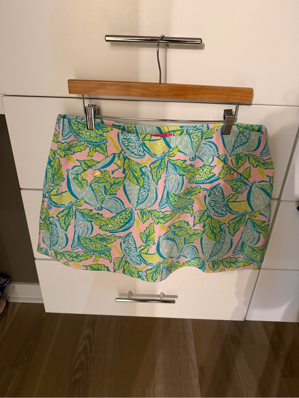 Lilly Pulitzer Classic Pastel Mini Skort with Citrus Print - size L